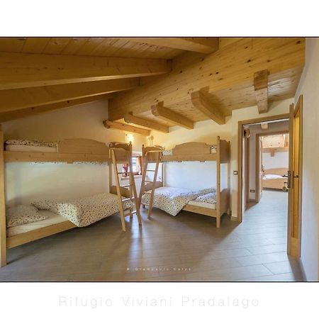 Rifugio Viviani Pradalago 호텔 마돈나 디 캄필리오 외부 사진