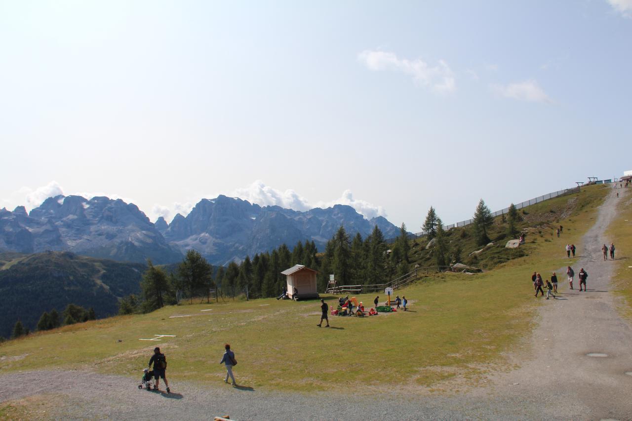 Rifugio Viviani Pradalago 호텔 마돈나 디 캄필리오 외부 사진