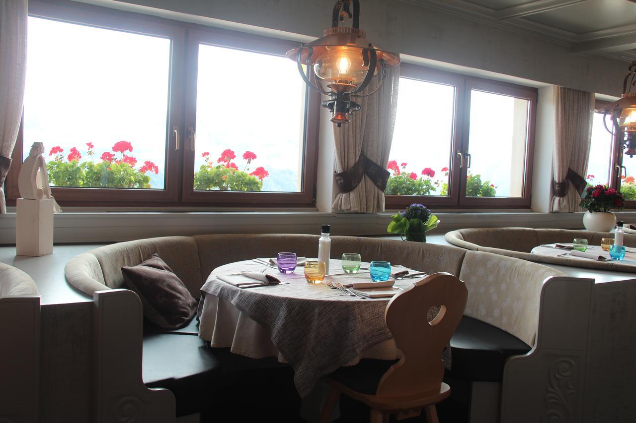 Rifugio Viviani Pradalago 호텔 마돈나 디 캄필리오 외부 사진