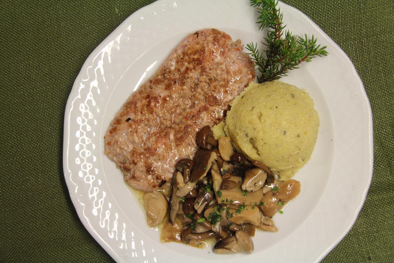 Rifugio Viviani Pradalago 호텔 마돈나 디 캄필리오 외부 사진