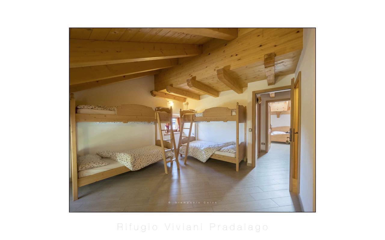 Rifugio Viviani Pradalago 호텔 마돈나 디 캄필리오 외부 사진